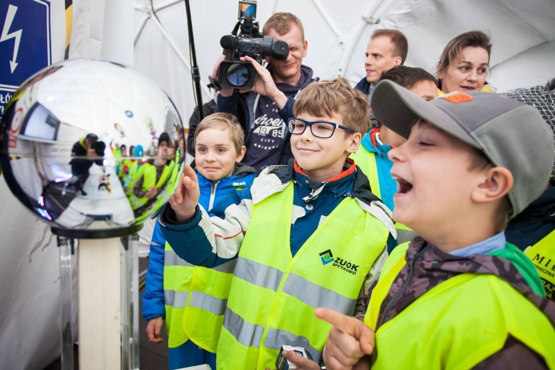 Z „Planetą Energii” najmłodsi odkrywają tajniki wiedzy o prądzie i bezpieczeństwie Z „Planetą Energii” najmłodsi odkrywają tajniki wiedzy o prądzie i bezpieczeństwie