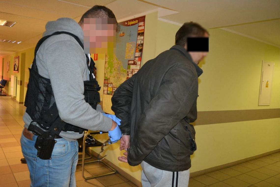 Z sopockiej restauracji ukradli dziewięć żeliwnych stolików Z sopockiej restauracji ukradli dziewięć żeliwnych stolików