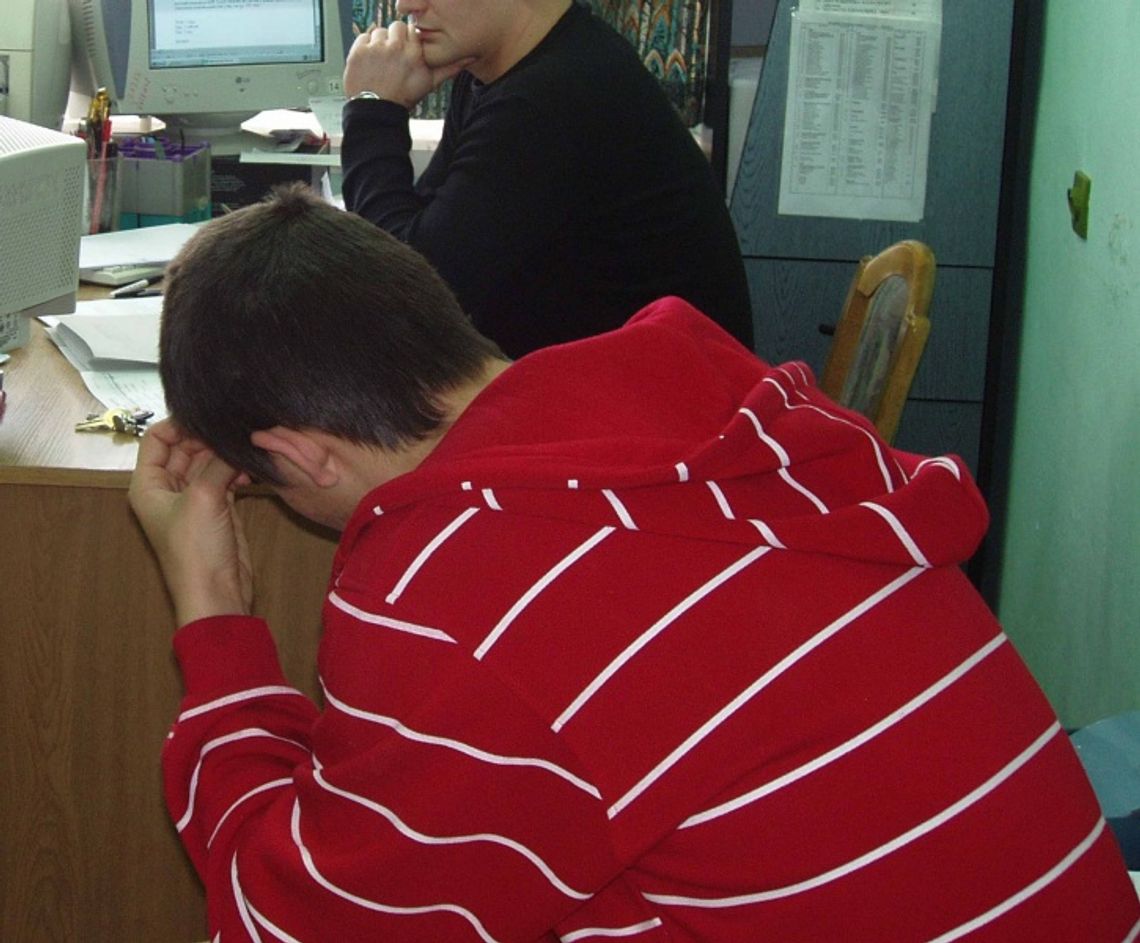 Za włamania do aut - 10 lat za kratkami Za włamania do aut - 10 lat za kratkami