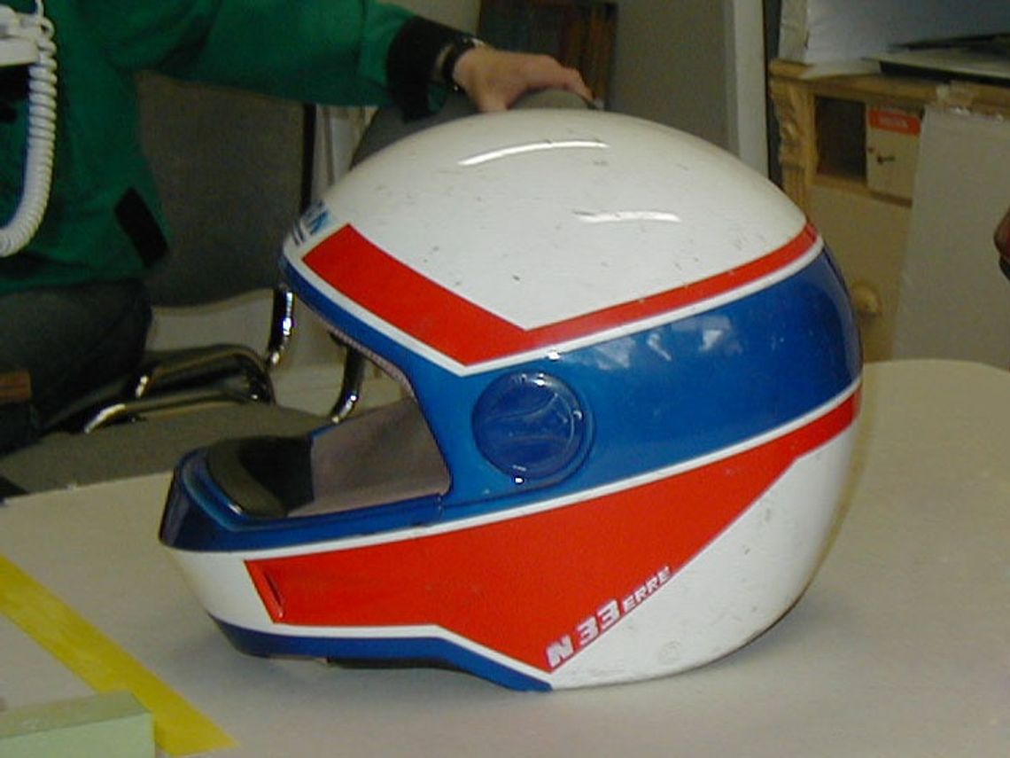 Zaatakowali 15-latka i ukradli mu kask motocyklowy Zaatakowali 15-latka i ukradli mu kask motocyklowy