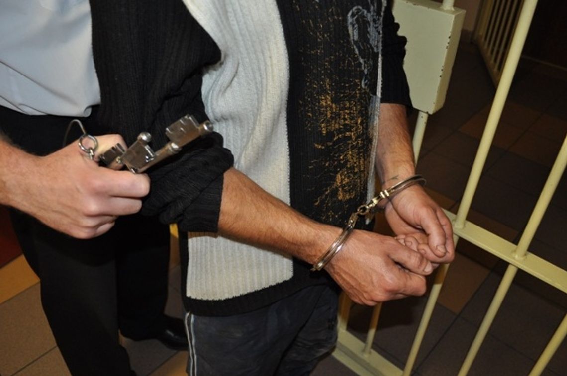 Zaatakowali bezbronną kobietę. Rozbój w Gdyni, areszt w Rybniku Zaatakowali bezbronną kobietę. Rozbój w Gdyni, areszt w Rybniku