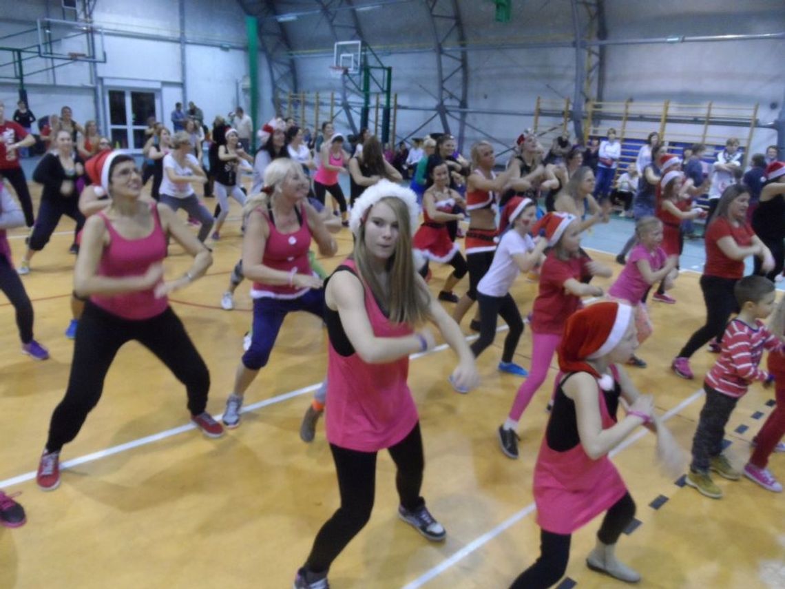 Zabawa i pomoc podczas Charytatywnego Maratonu Zumby dla Kubusia Zabawa i pomoc podczas Charytatywnego Maratonu Zumby dla Kubusia