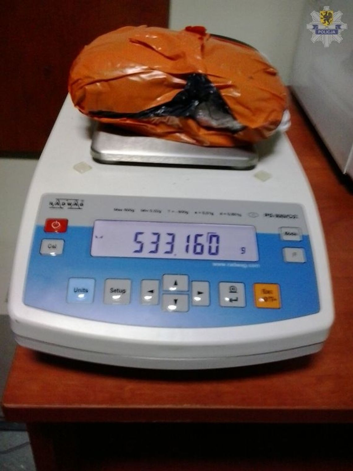 Zachowywał się nerwowo, miał pół kilograma i 50 tabletek Zachowywał się nerwowo, miał pół kilograma i 50 tabletek