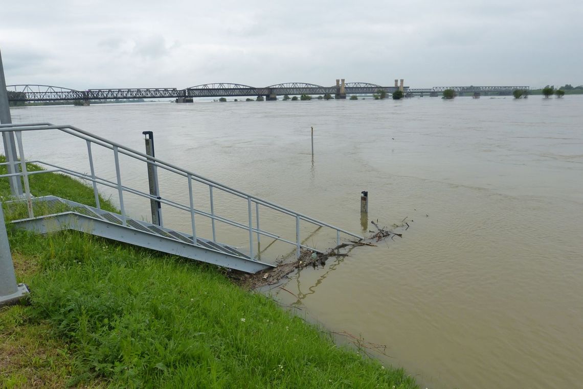 Zagrożenie minęło. Poziom Wisły opada