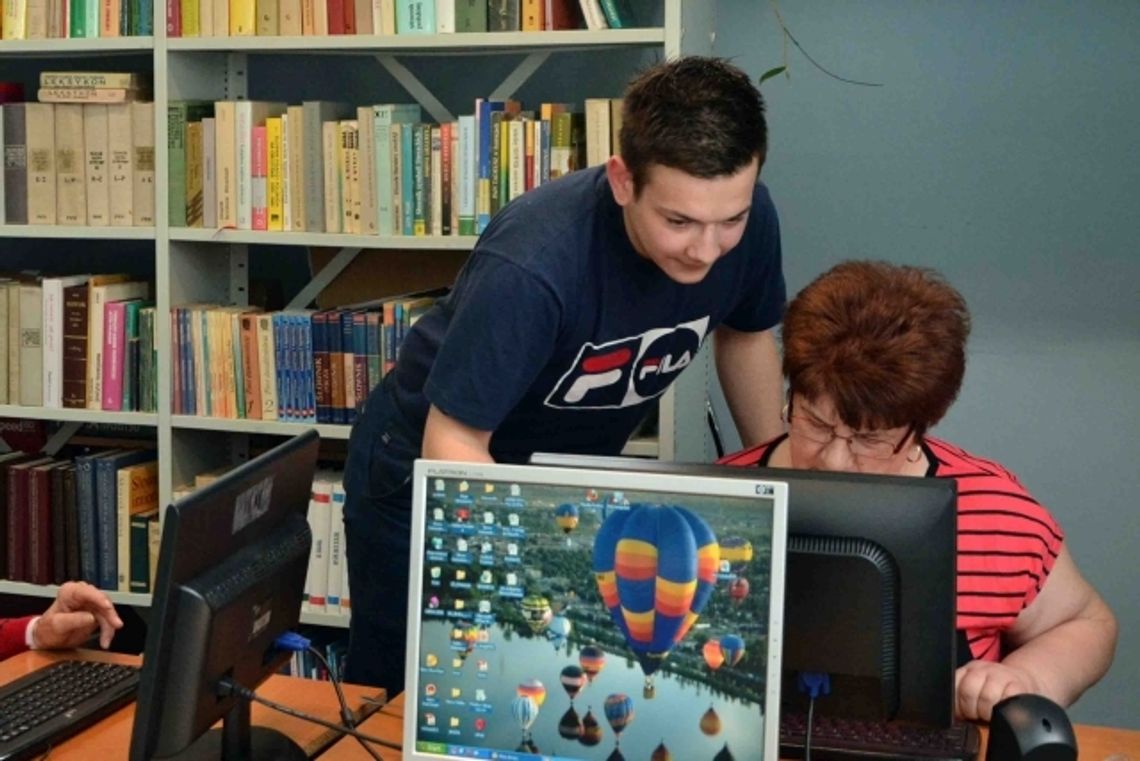 Zajęcia komputerowe specjalnie dla seniorów