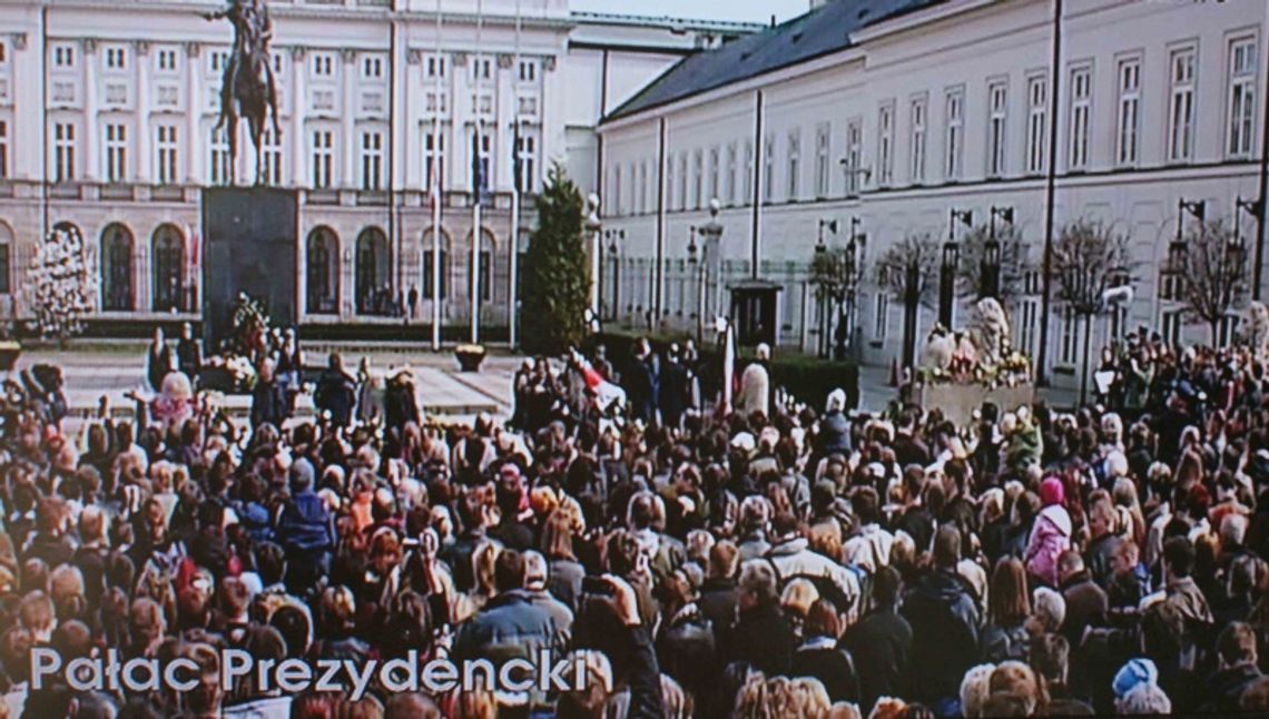 ŻAŁOBA NARODOWA. 2 MINUTY CISZY O 12.00 W NIEDZIELĘ. CIAŁO PREZYDENTA W POLSCE ŻAŁOBA NARODOWA. 2 MINUTY CISZY O 12.00 W NIEDZIELĘ. CIAŁO PREZYDENTA W POLSCE