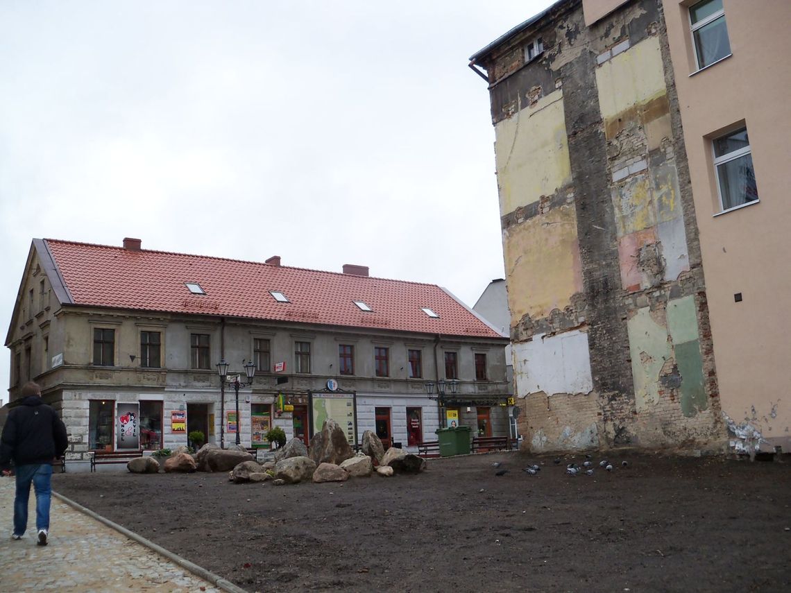 Zamiast "Laleczki" kamienny krąg