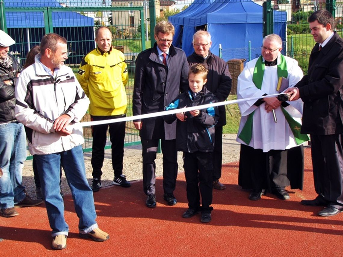 Zaprosili tylko “swoich”?   