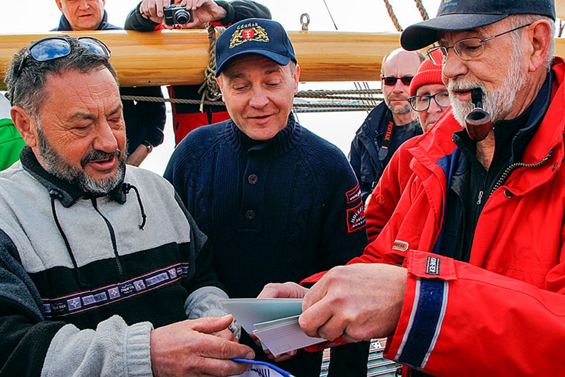 Zaruski wygrywa! Zaruski wygrywa!