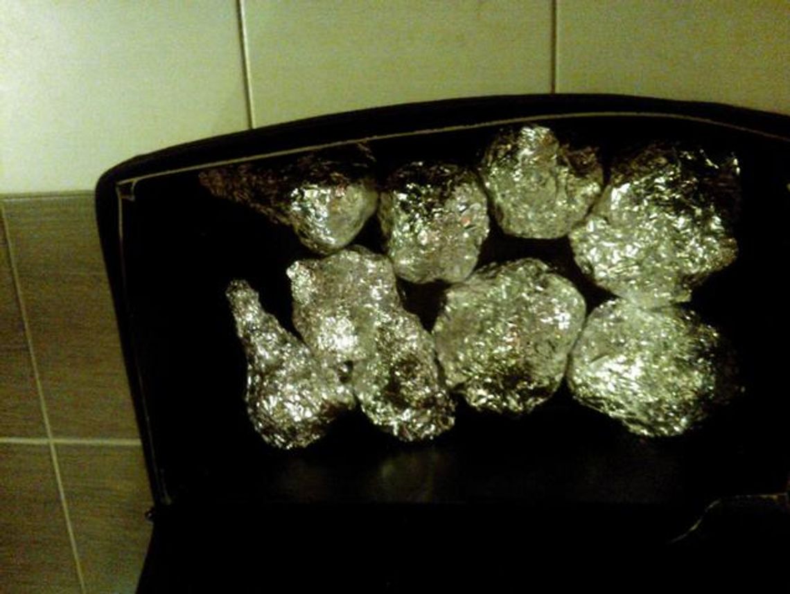 Zatrzymali dilerów i zabezpieczyli 2 kg narkotyków Zatrzymali dilerów i zabezpieczyli 2 kg narkotyków