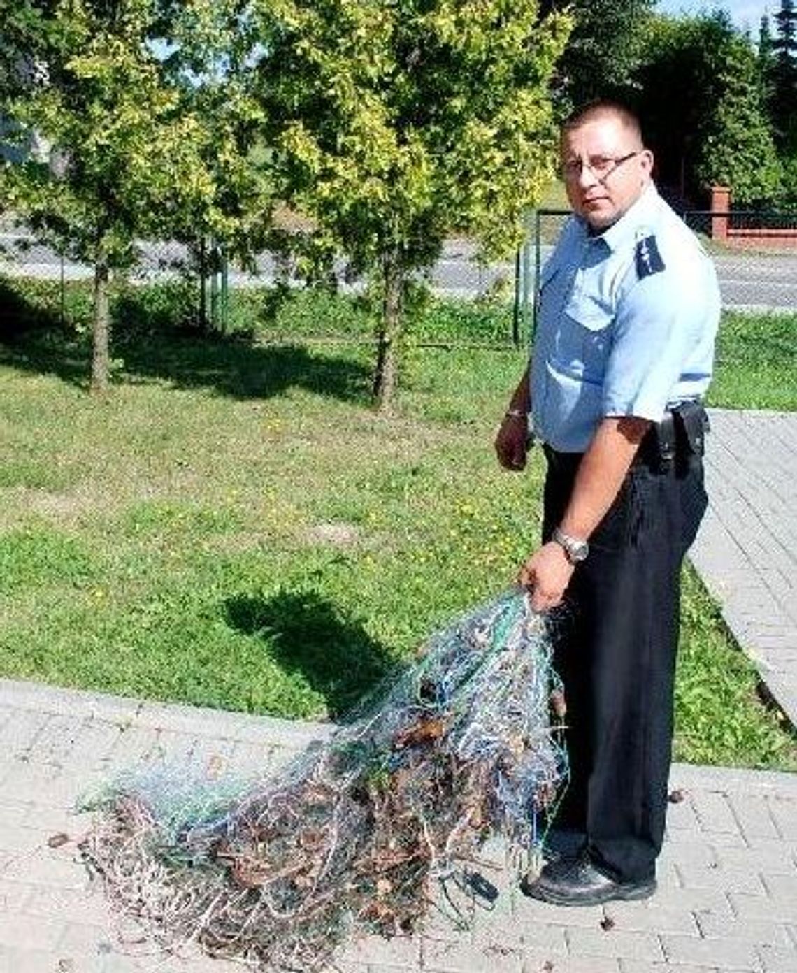Zatrzymali kłusownika. 67-latek rozkładał sieci na jeziorze Zatrzymali kłusownika. 67-latek rozkładał sieci na jeziorze
