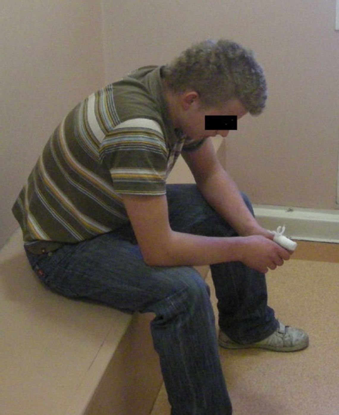 Zatrzymano wandali, którzy uszkodzili samochód Zatrzymano wandali, którzy uszkodzili samochód