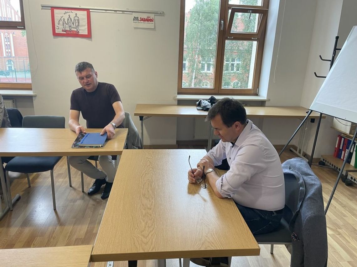 Zbigniew Girzyński Klub Jana Olszewskiego - Chcemy Państwa przyjaznego dla wszystkich!