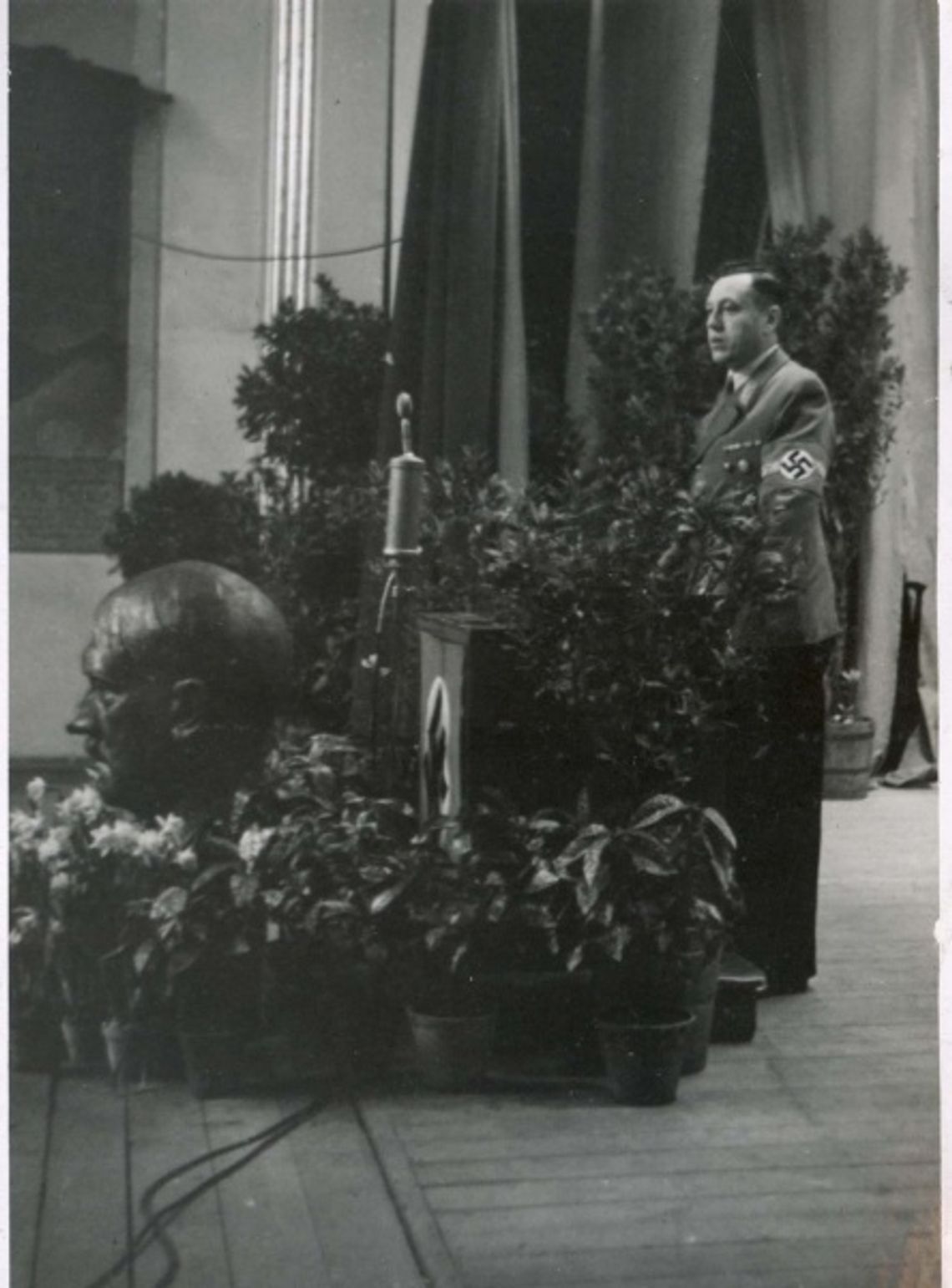 Zbrodniarz, któremu darowano życie Zbrodniarz, któremu darowano życie