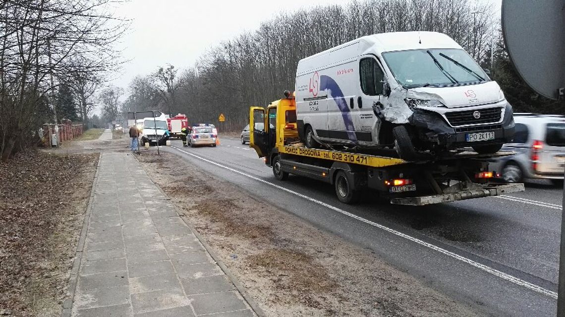 Zderzenie busów na "berlince" Zderzenie busów na "berlince"