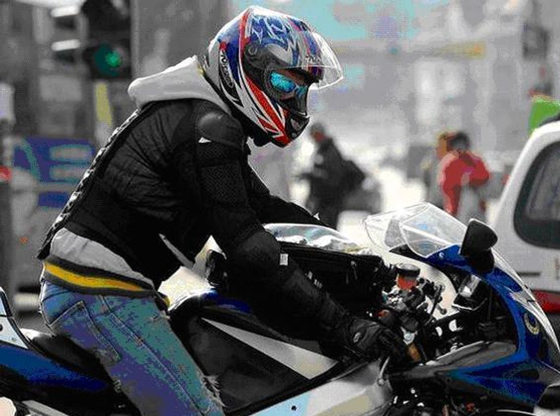 Zderzenie motocykla z polo Zderzenie motocykla z polo