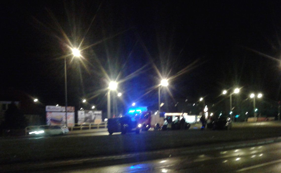 Zderzenie samochodów - rondo Jana Pawła II Zderzenie samochodów - rondo Jana Pawła II