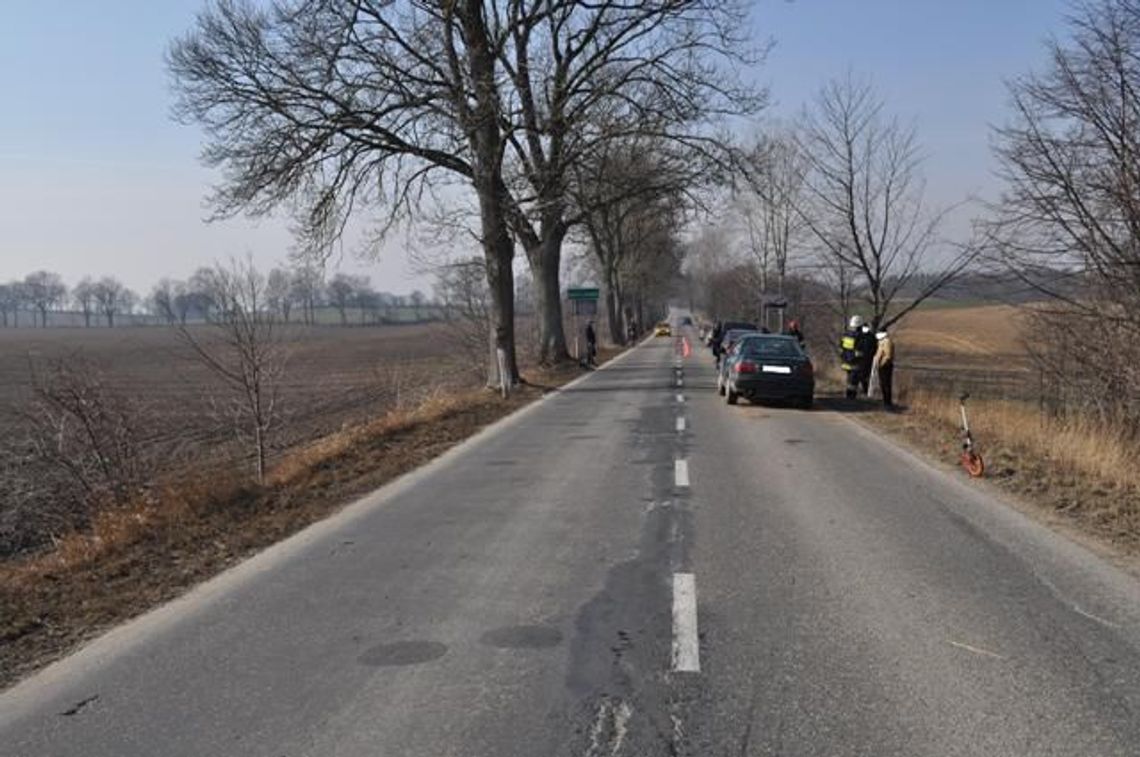 Zderzenie trzech aut, ranna kobieta Zderzenie trzech aut, ranna kobieta