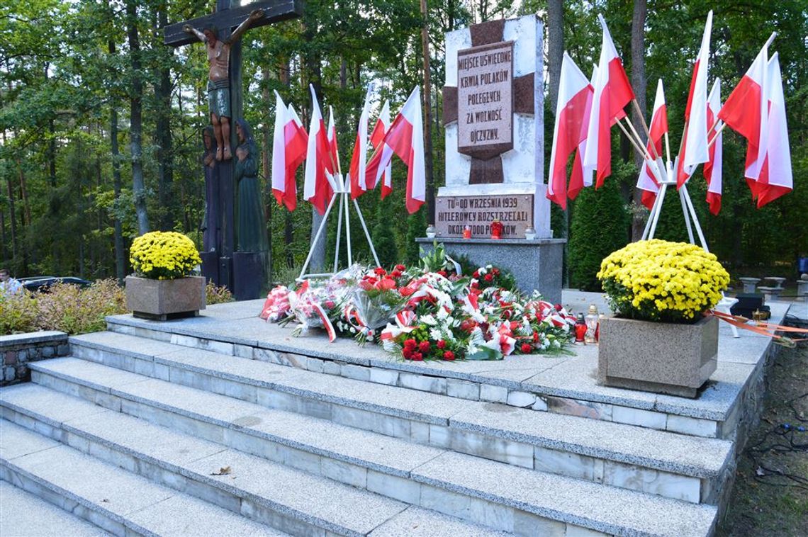 ZDJĘCIA: 76. rocznica Mordu w Lesie Szpęgawskim ZDJĘCIA: 76. rocznica Mordu w Lesie Szpęgawskim
