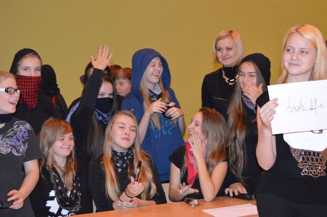 (ZDJĘCIA) Działo się! Zabawa integracyjna w Gimnazjum 3 (ZDJĘCIA) Działo się! Zabawa integracyjna w Gimnazjum 3