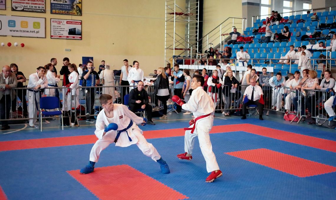 (ZDJĘCIA) Karatecy z kilku krajów walczyli na tczewskich matach!