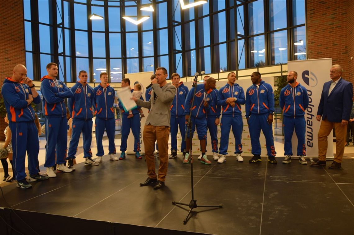 ZDJĘCIA: Kociewskie Diabły zaprezentowały się swoim kibicom! ZDJĘCIA: Kociewskie Diabły zaprezentowały się swoim kibicom!