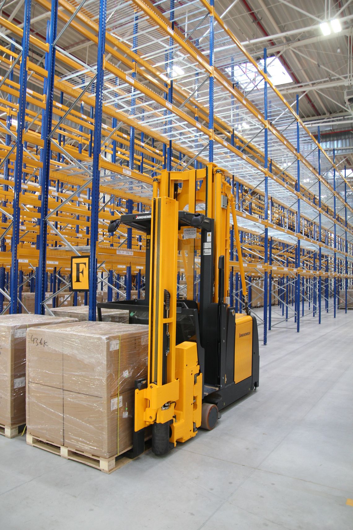 (ZDJĘCIA) Nowy magazyn Flexa już działa! Ponad 1700 m regałów (ZDJĘCIA) Nowy magazyn Flexa już działa! Ponad 1700 m regałów