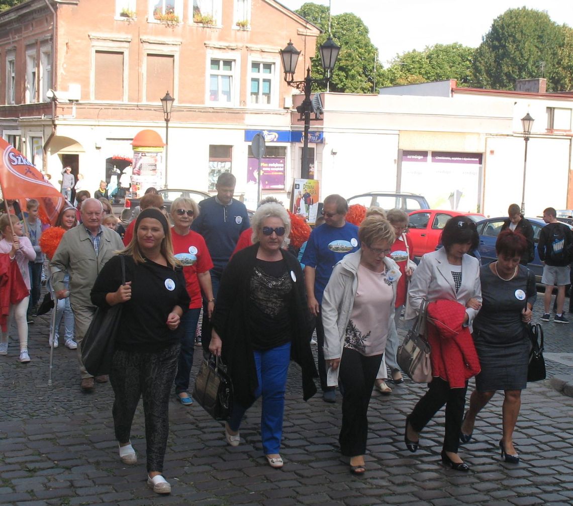(ZDJĘCIA) Ok. 200 tczewian wzięło udział w marszu tolerancji "Tacy sami"