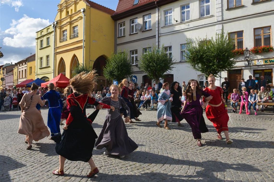 (ZDJĘCIA) To była impreza! Takiej "starówki" potrzebuje Gniew! (ZDJĘCIA) To była impreza! Takiej "starówki" potrzebuje Gniew!
