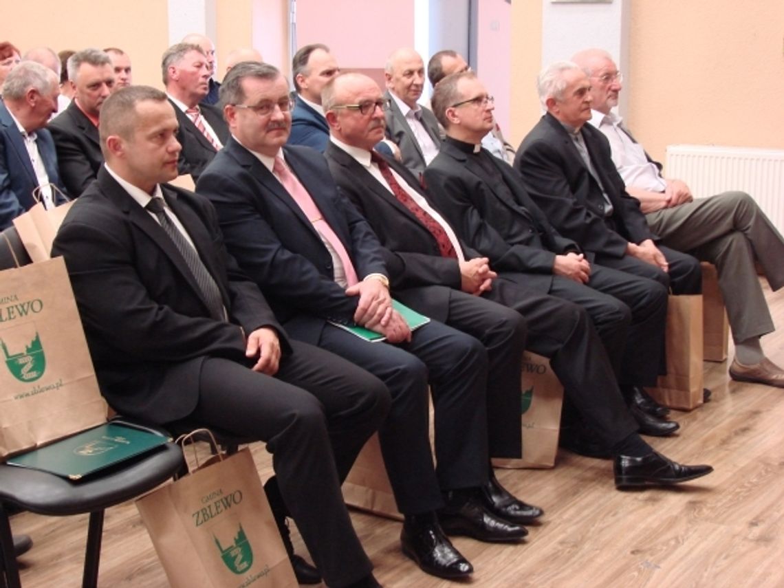 ZDJĘCIA: Uroczysta sesja Rady Gminy z okazji 25-lecia Samorządu ZDJĘCIA: Uroczysta sesja Rady Gminy z okazji 25-lecia Samorządu