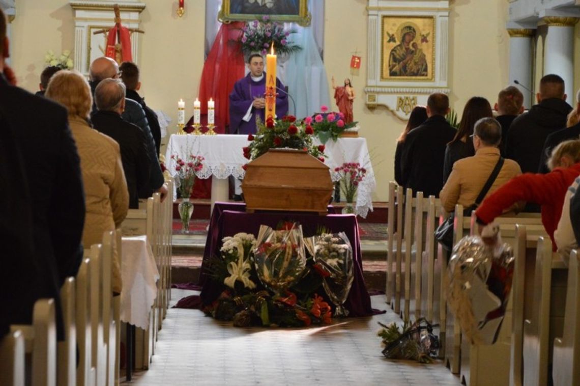 ZDJĘCIA: W niebie też potrzebują muzykantów. Pogrzeb "Grajka z Rynku". 