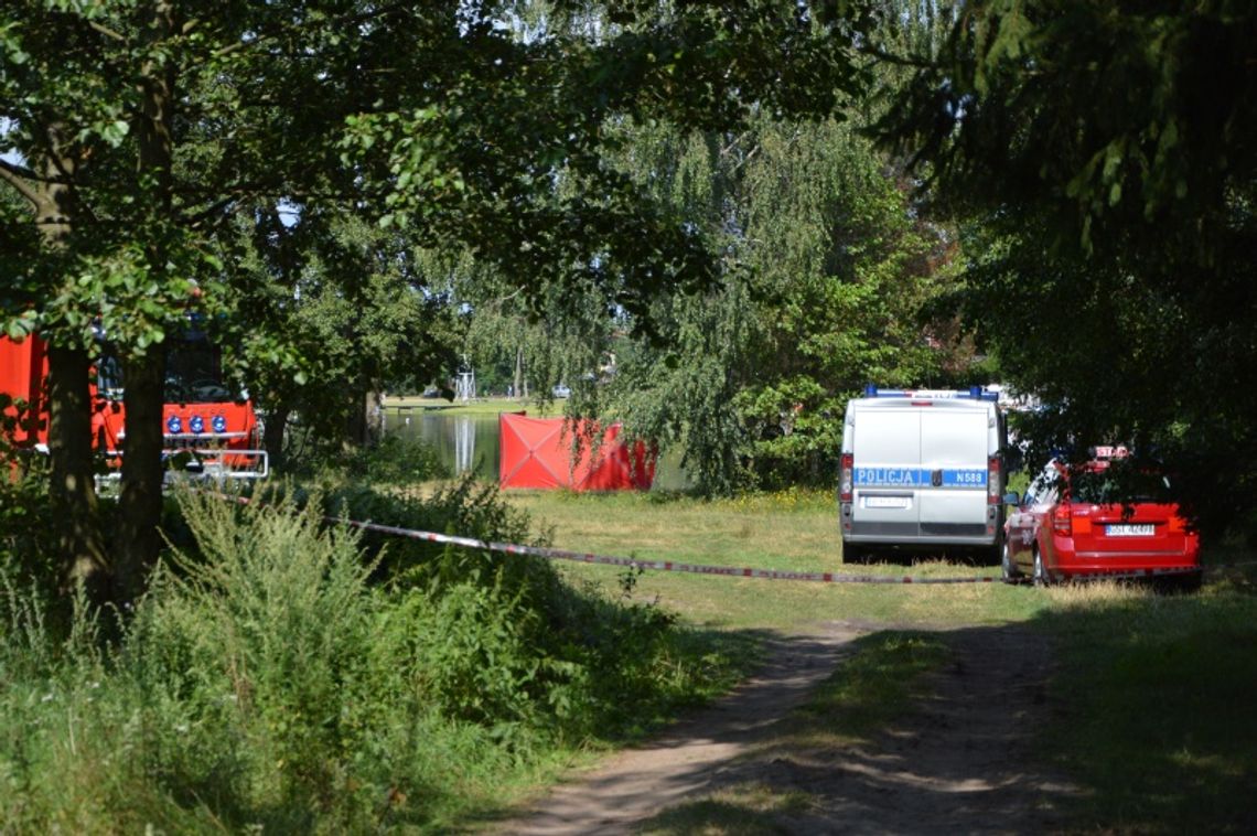 ZDJĘCIA: Wyłowiono zwłoki poszukiwanego mężczyzny ZDJĘCIA: Wyłowiono zwłoki poszukiwanego mężczyzny