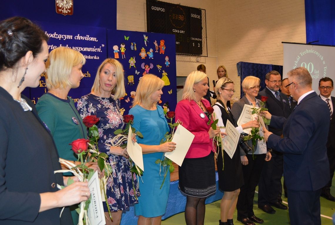 (ZDJĘCIA) Zespół Szkół Tech. ma już 90 lat