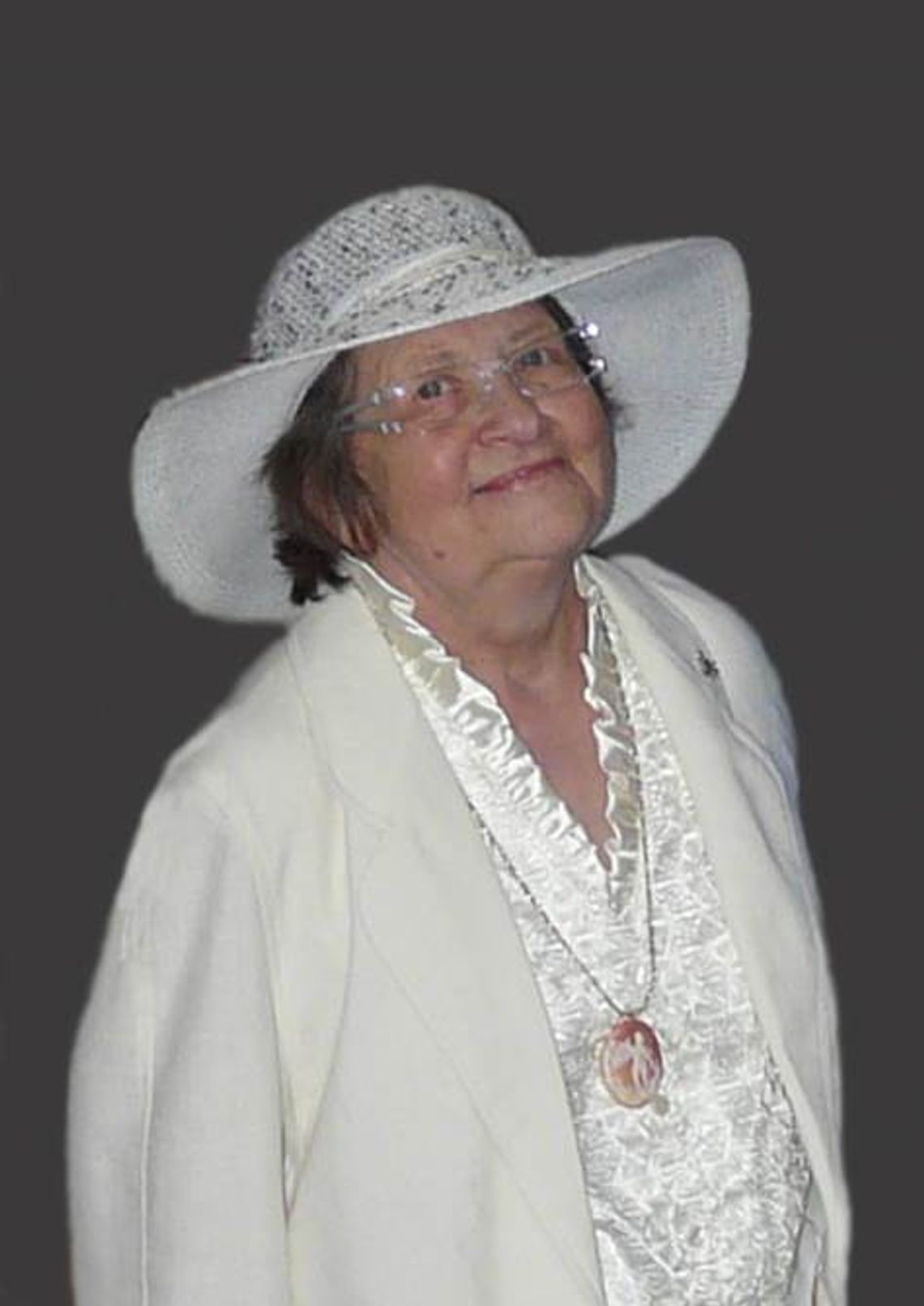 Żegnaj, Siostrzyczko... Tacy ludzie nie powinni umierać