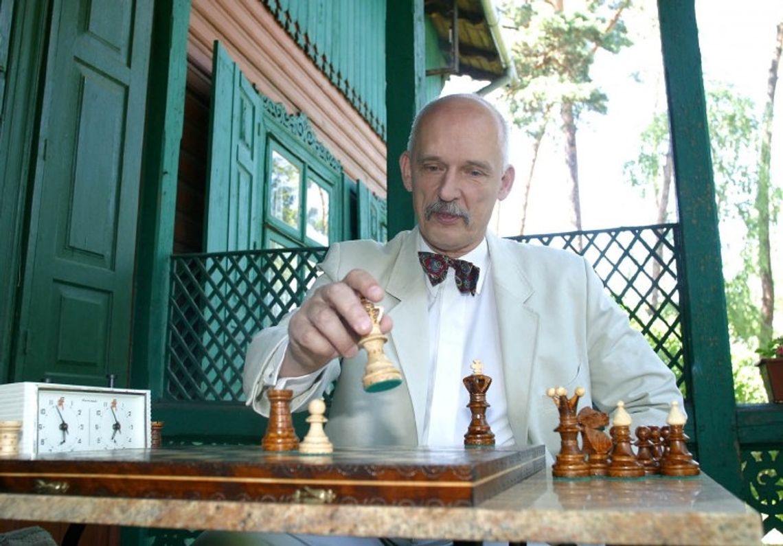 "Żelazny kandydat" - Korwin-Mikke czwarty raz chce zostać prezydentem "Żelazny kandydat" - Korwin-Mikke czwarty raz chce zostać prezydentem