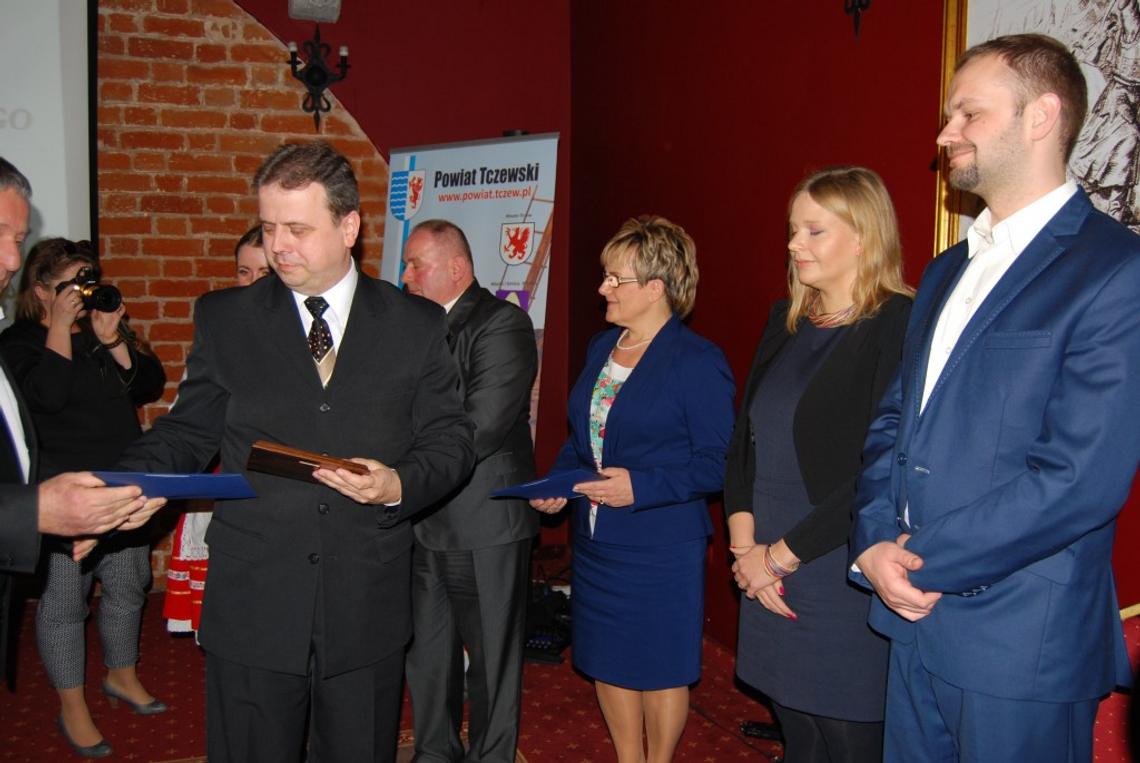 Zgłoś kandydatów do nagrody starosty Zgłoś kandydatów do nagrody starosty