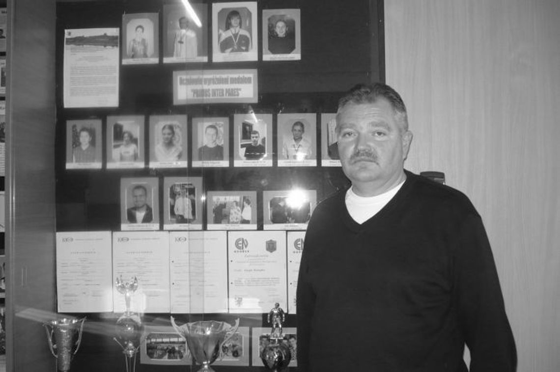 Zmarł dyrektor Gimnazjum nr 3 w Tczewie, radny powiatu Lech Stoliński Zmarł dyrektor Gimnazjum nr 3 w Tczewie, radny powiatu Lech Stoliński