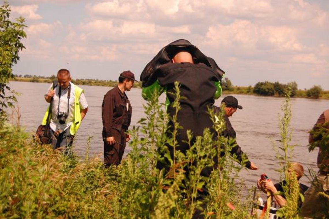 Znaleziono w Wiśle zwłoki mężczyzny. Czy to zaginiony 53-letni wędkarz? Znaleziono w Wiśle zwłoki mężczyzny. Czy to zaginiony 53-letni wędkarz?