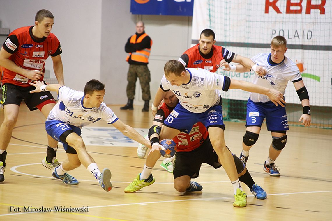 Zwycięskie męczarnie ze Stalą Zwycięskie męczarnie ze Stalą