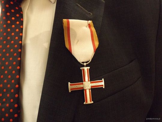 Uroczystość wręczenia odznaczeń państwowych za działalność na rzecz niepodległości, suwerenności i respektowania praw człowieka w PRL