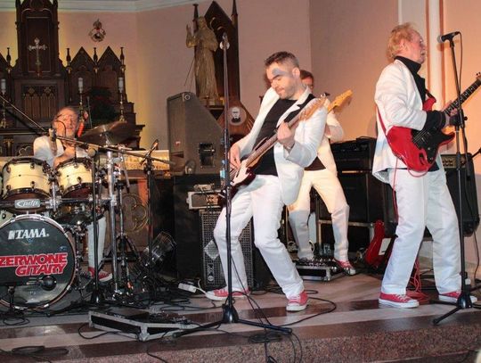 Czerwone Gitary w św.Maksymilianie 