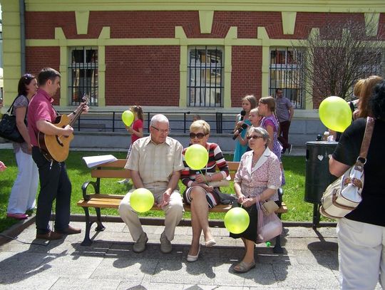 Marsz szczęśliwych rodzin