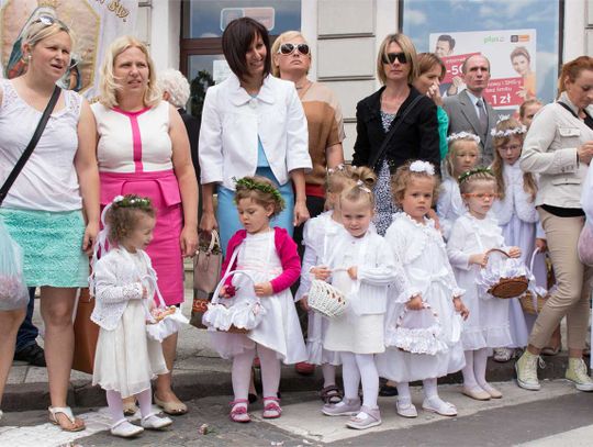 Procesja Bożego Ciała starogardzkimi ulicami