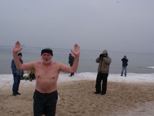 Dla zdrowia do lodowatego Bałtyku. Morsy w minus 10 na plusie