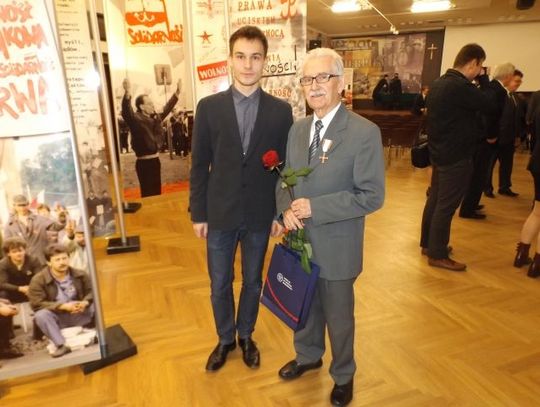 Prezes IPN-u wręczył odznaczenia państwowe działaczom opozycji antykomunistycznej