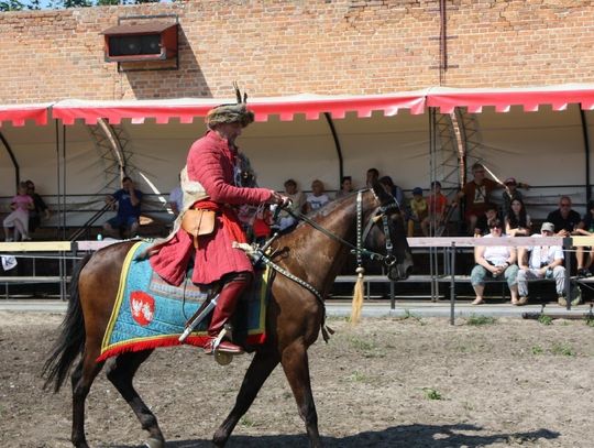 Pokazy kawaleryjskich mistrzów, kowalstwo, garncarstwo i nieprzebrane rękodzieło, a wszystko na Festiwalu historycznym ViVAT VASA 2021 !!